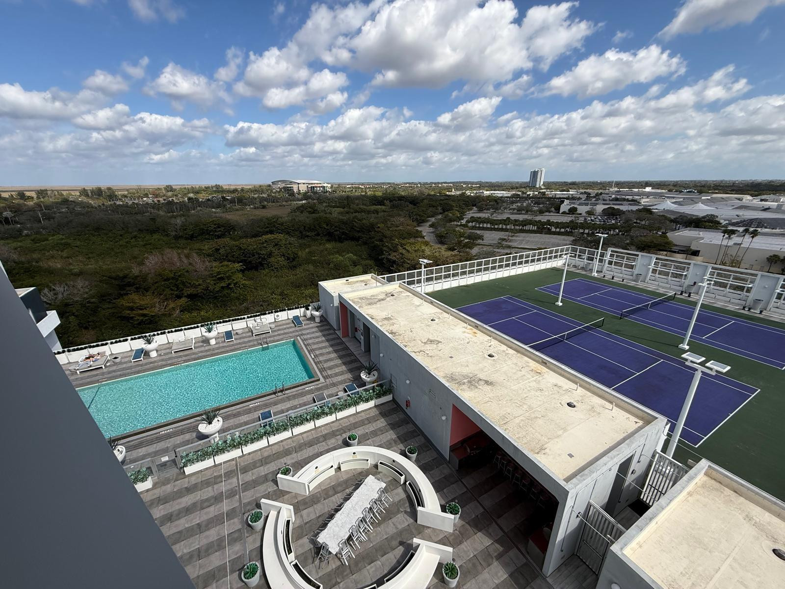 Metropica North Tower One - Residential Lease