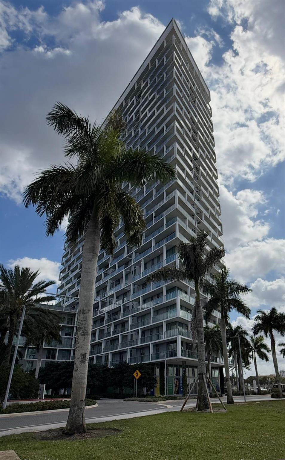 Metropica North Tower One - Residential Lease