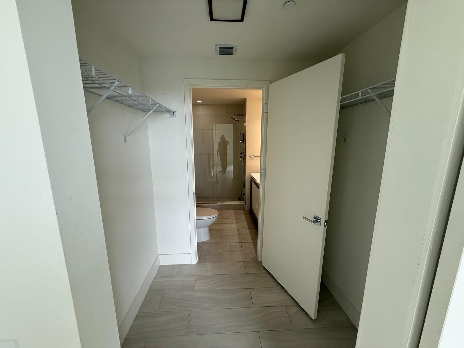 Metropica North Tower One - Residential Lease