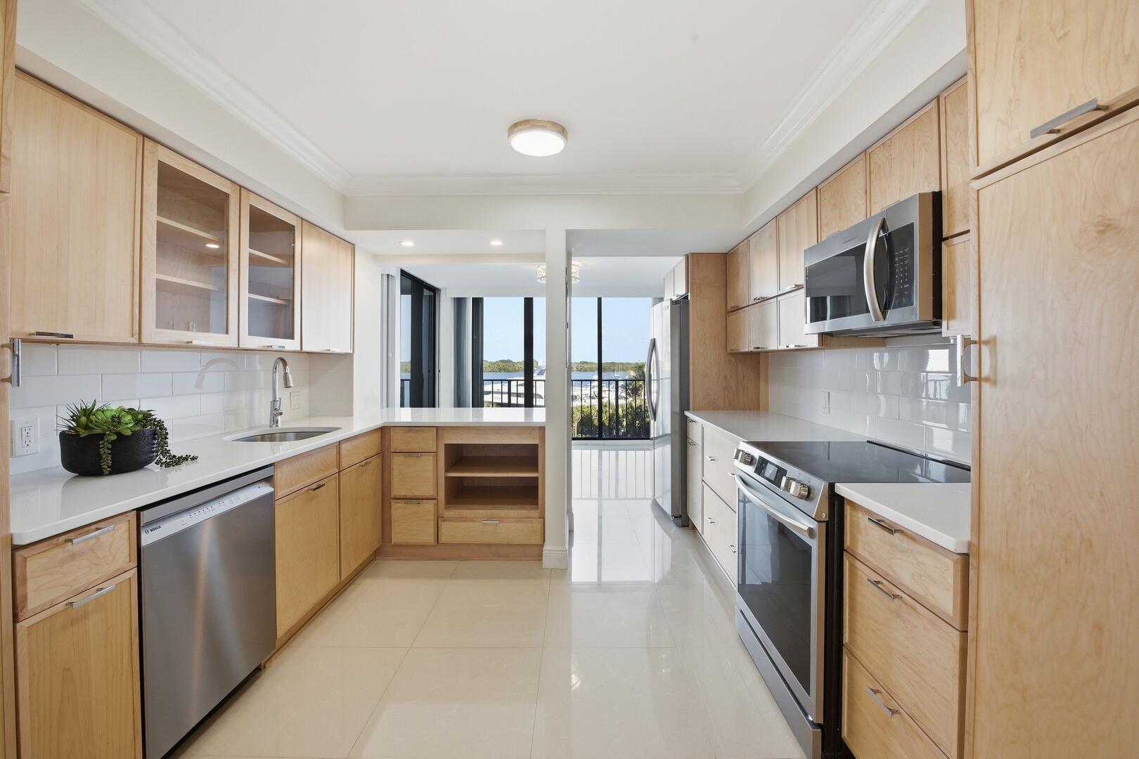 OLD PORT COVE - Residential