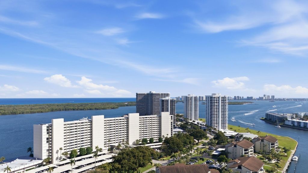 Photo of 124 Lakeshore Drive #531, North Palm Beach, FL 33408 (MLS # R11165142)