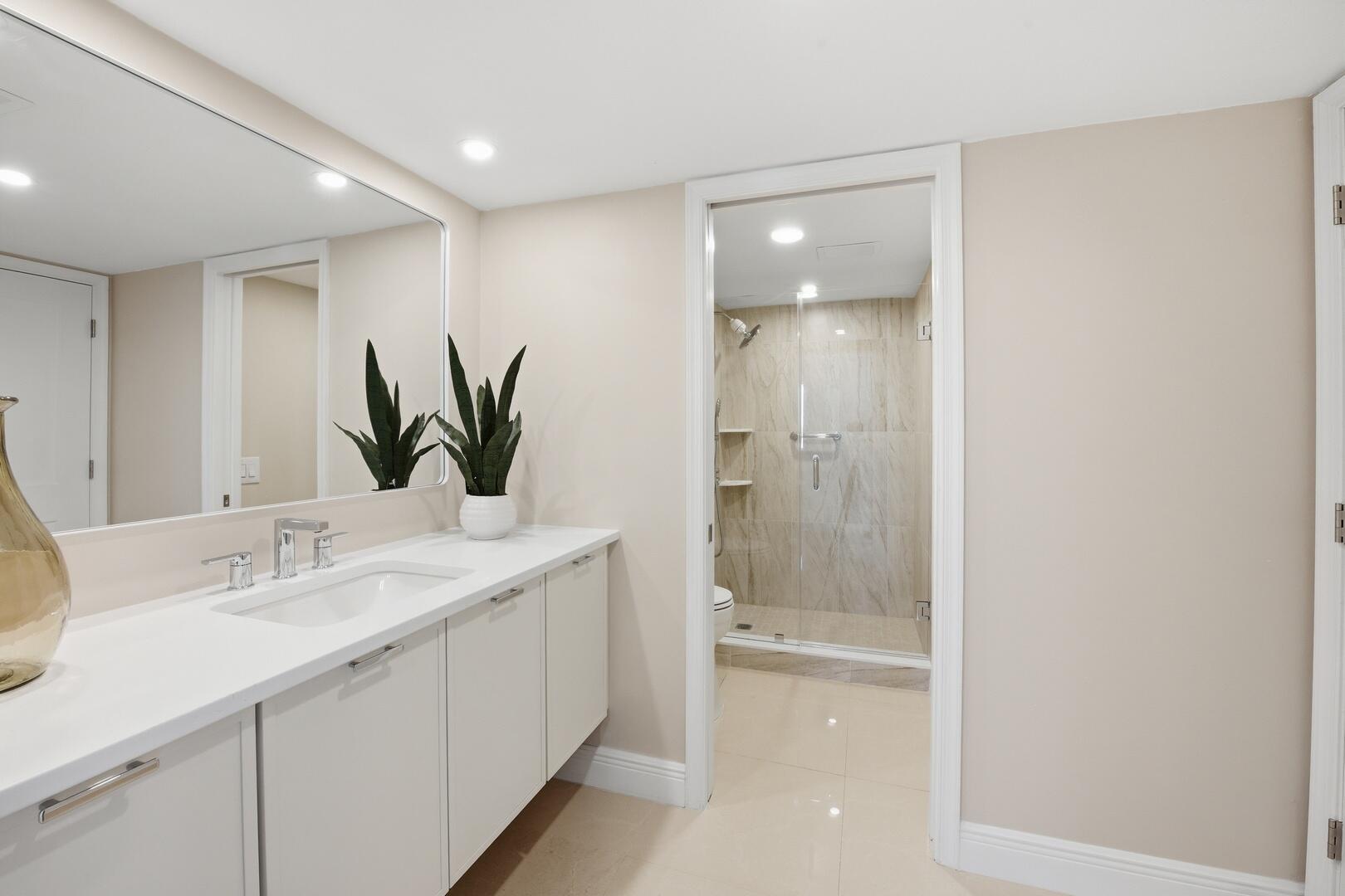 OLD PORT COVE - Residential