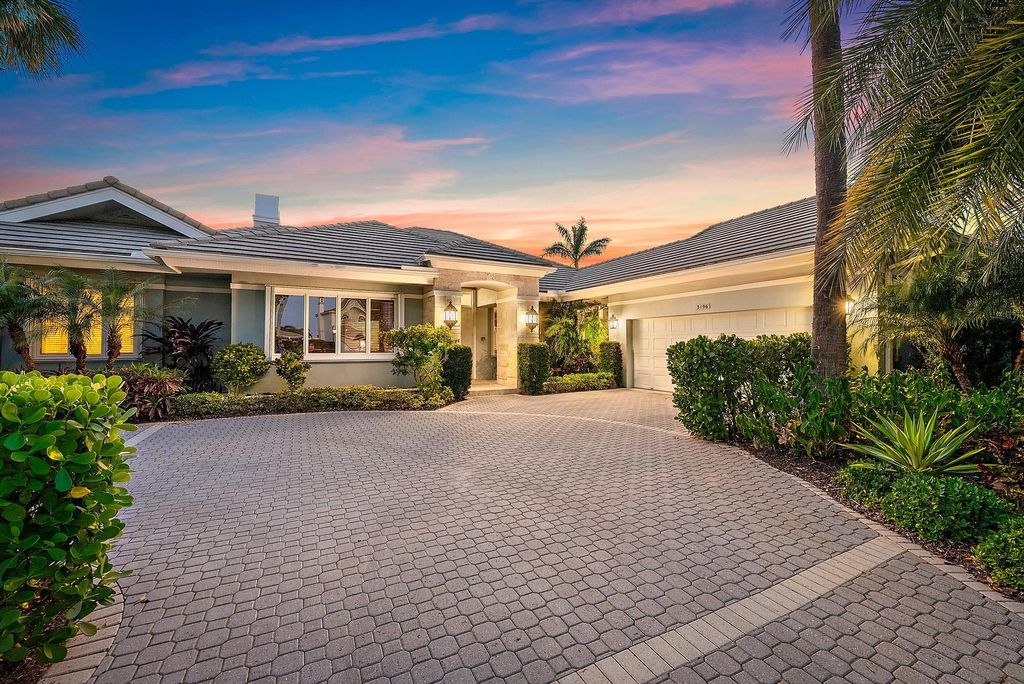 Photo of 3196 S Bay Circle, Jupiter, FL 33477 (MLS # R11083673)