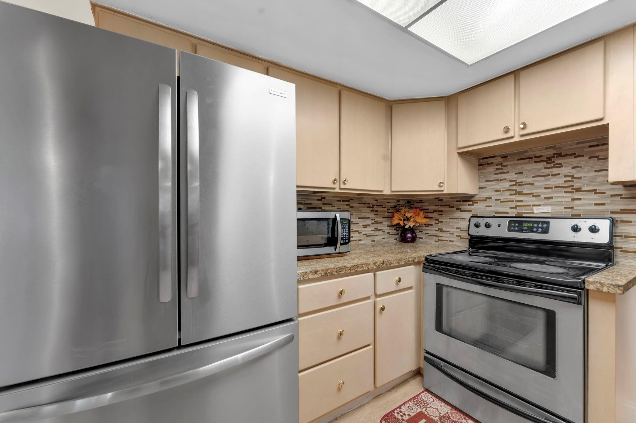 MAINLANDS OF TAMARAC LAKES - Residential