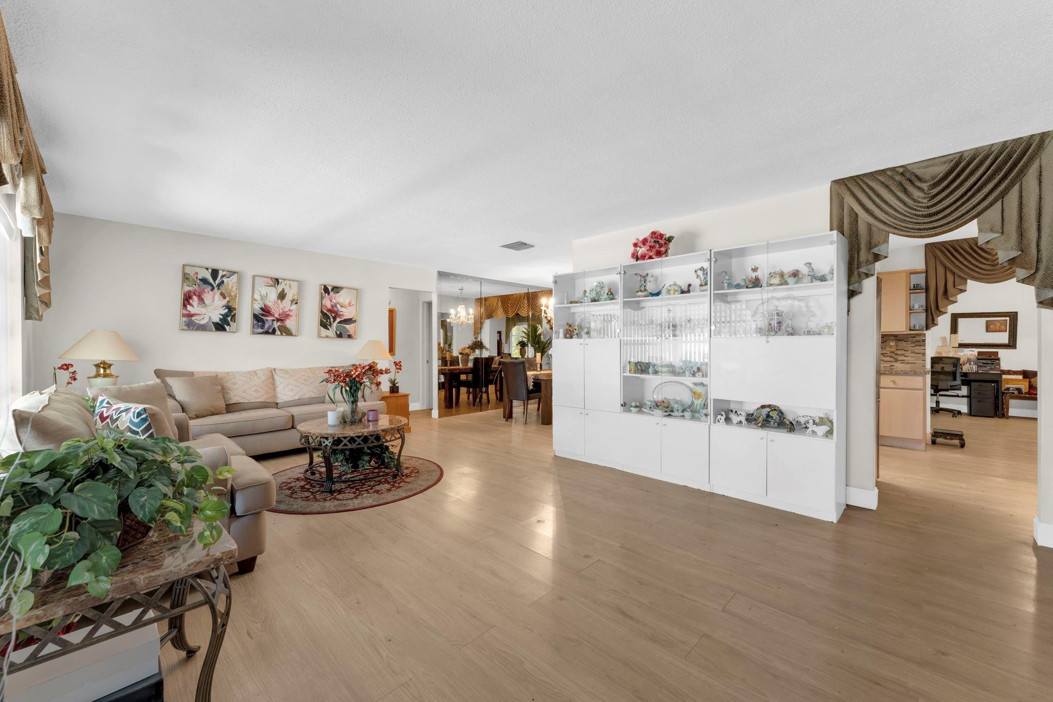 MAINLANDS OF TAMARAC LAKES - Residential