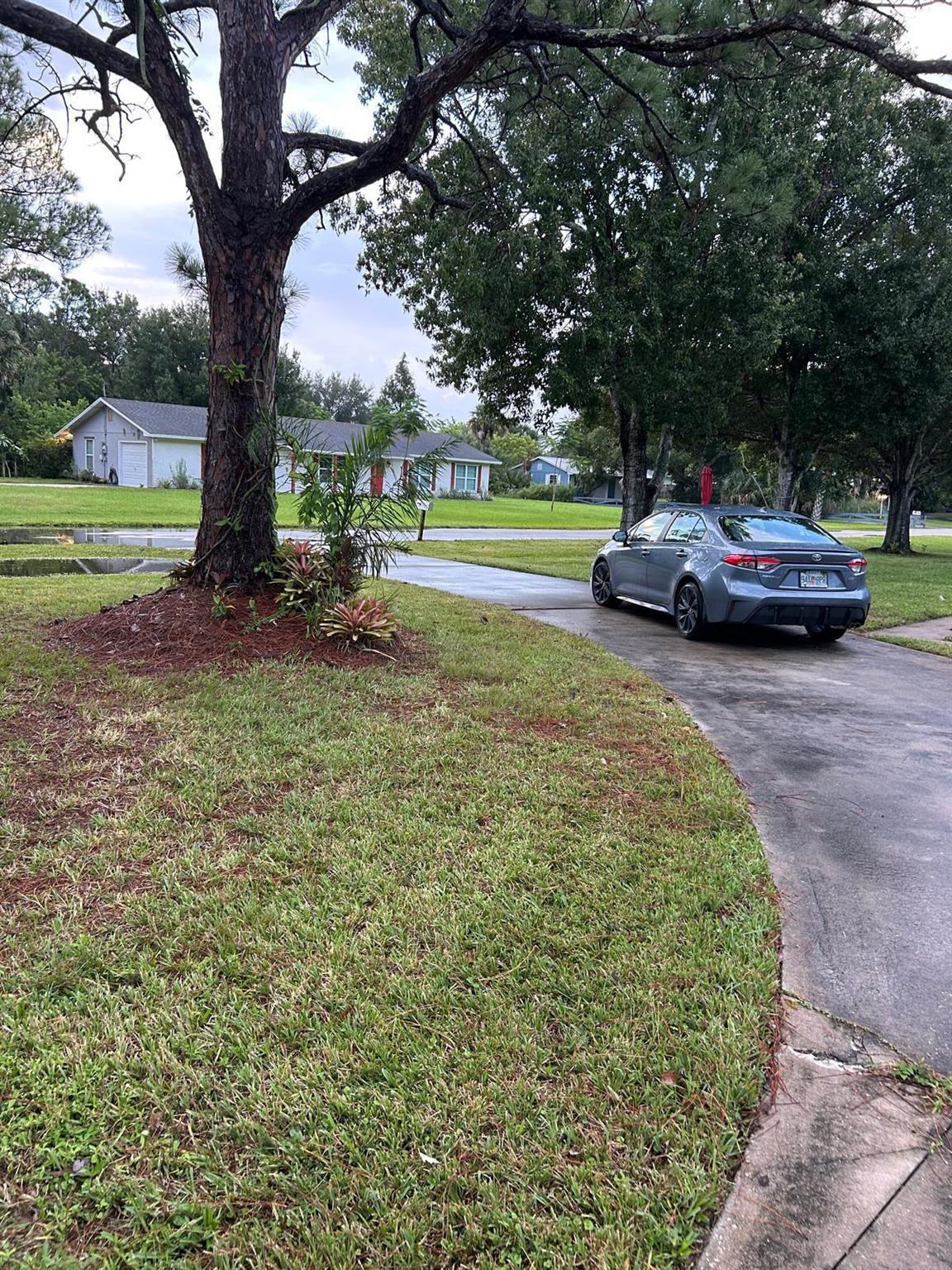 PINEWOOD ESTATES - Residential Lease