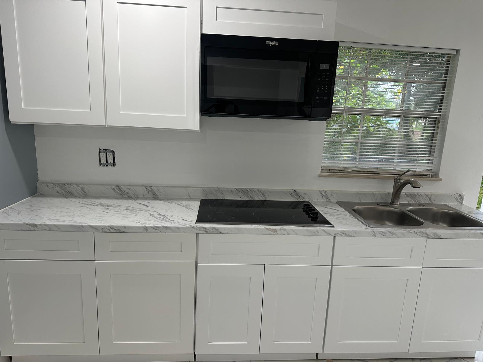 PINEWOOD ESTATES - Residential Lease