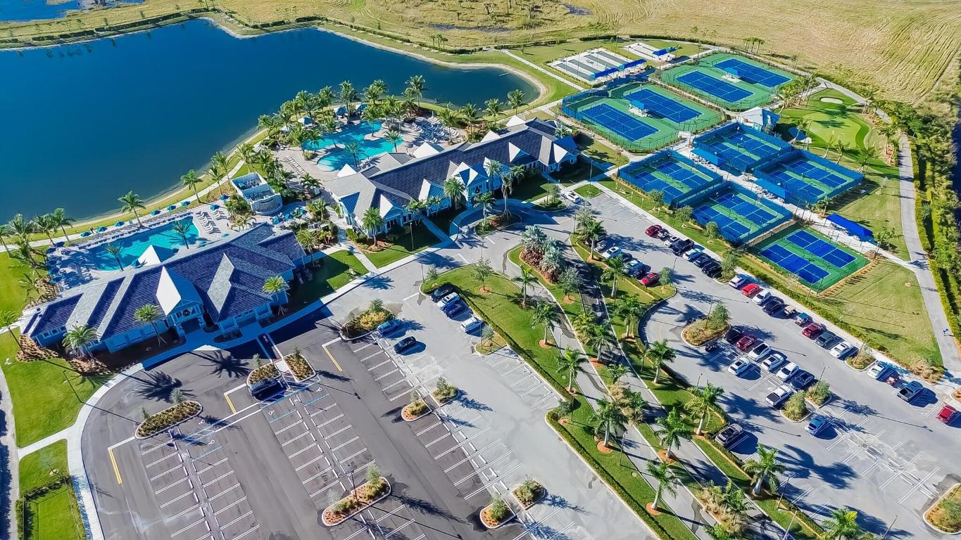 DEL WEBB AT TRADITION PLAT NO. 4 - Residential