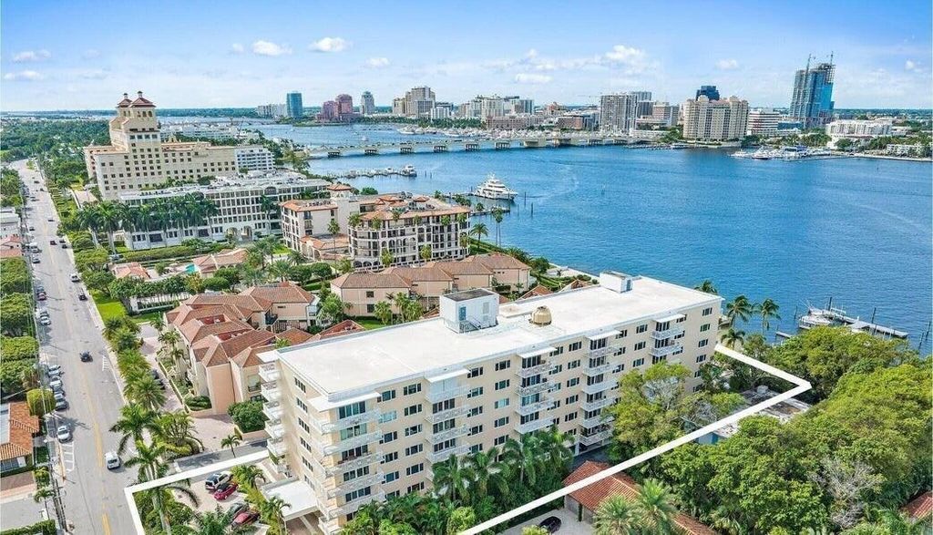 Photo of 250 Bradley Place #610, Palm Beach, FL 33480 (MLS # R11094427)