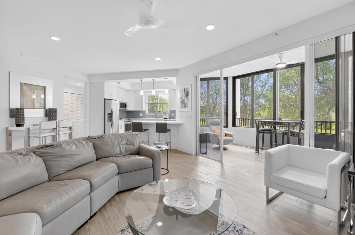 7546 La Paz Boulevard 205