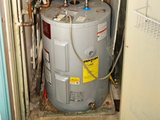 PALM LAKE 1 CONDO - Residential