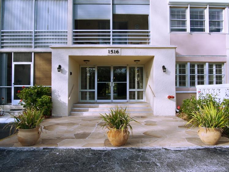 PALM LAKE 1 CONDO - Residential