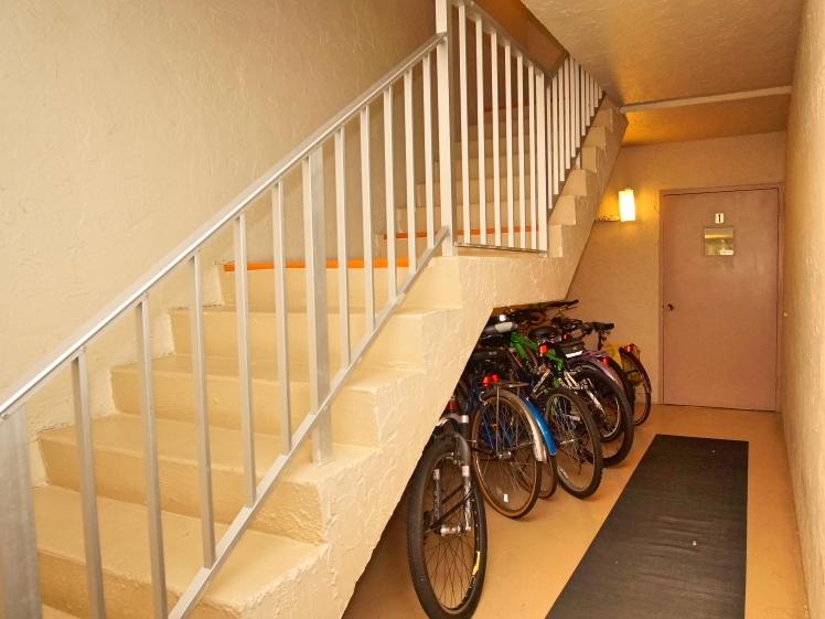 PALM LAKE 1 CONDO - Residential