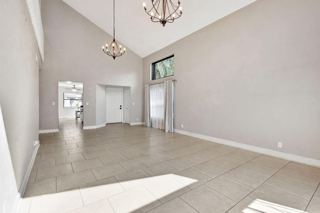 Photo of 5020 Cayenne Lane, Palm Beach Gardens, FL 33418 (MLS # R11065252)