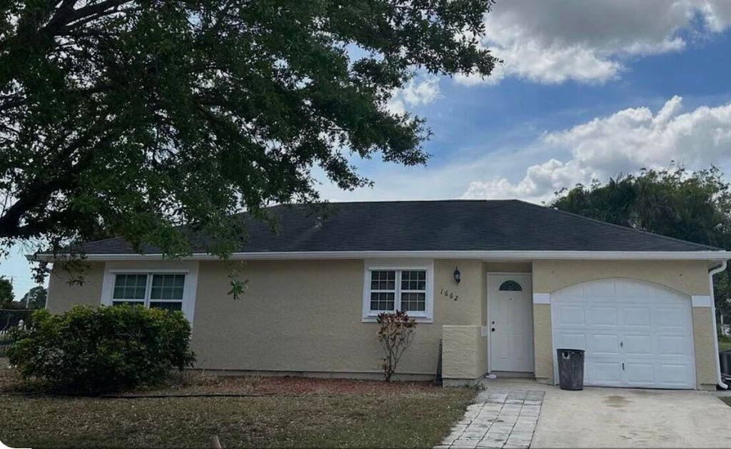 Photo of 1662 SE Collette Court, Port Saint Lucie, FL 34952 (MLS # B26031023)