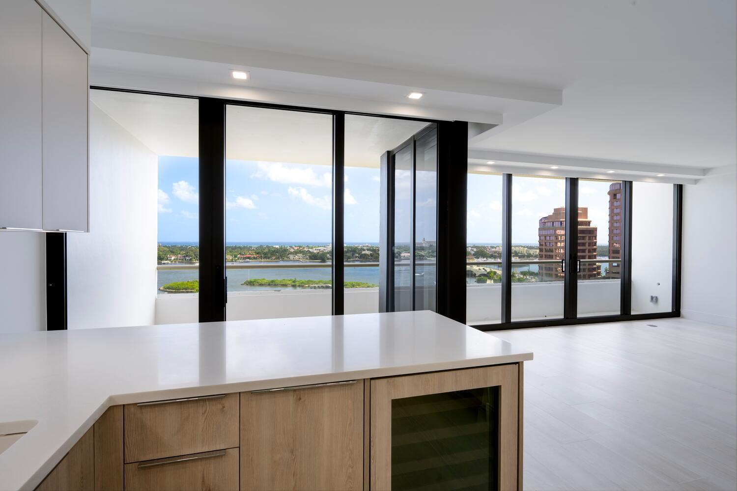 PLAZA OF THE PALM BEACHES - Residential