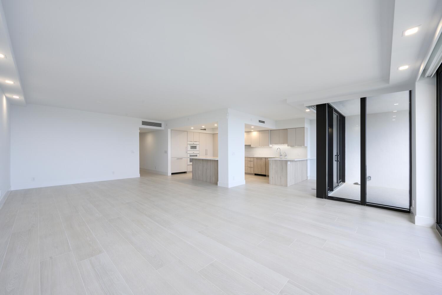 525 S Flagler Drive 14c