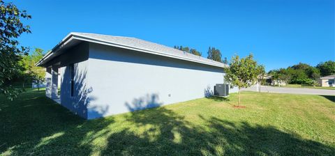 A home in Port St Lucie