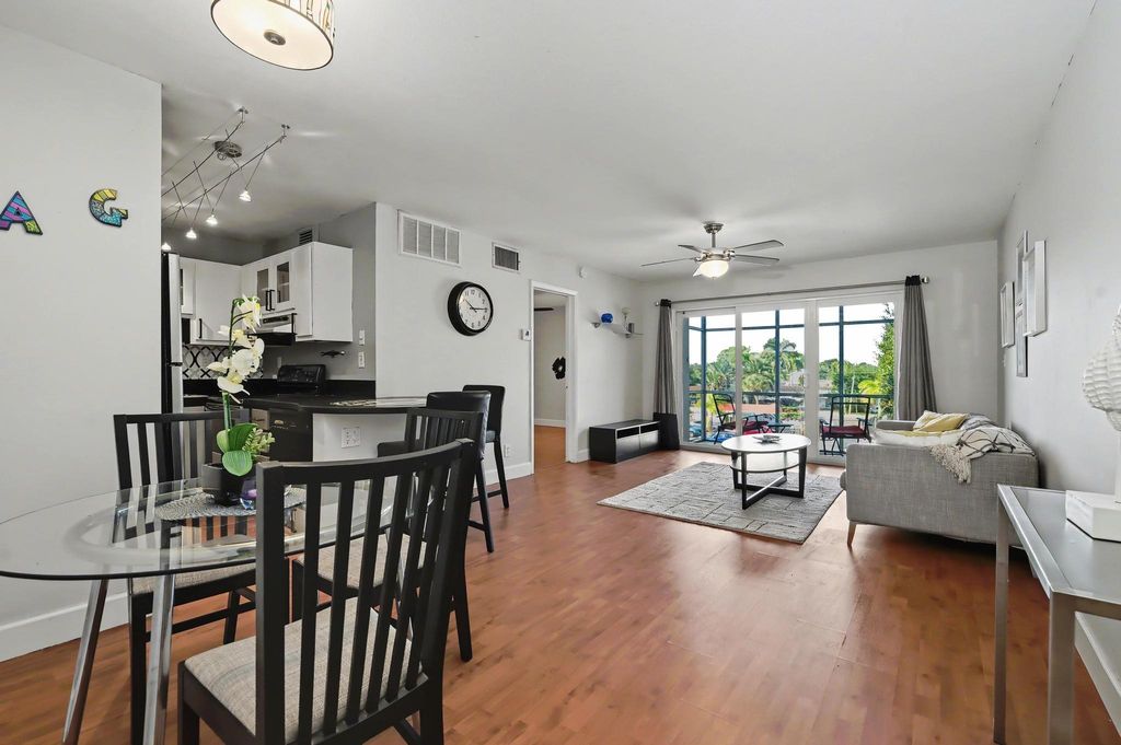 Photo of 3000 NE 16th Ave #305, Oakland Park, FL 33334 (MLS # F10541005)