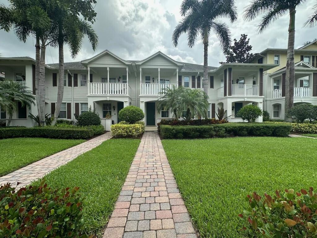 Photo of 3325 E Community Drive, Jupiter, FL 33458 (MLS # R11127230)