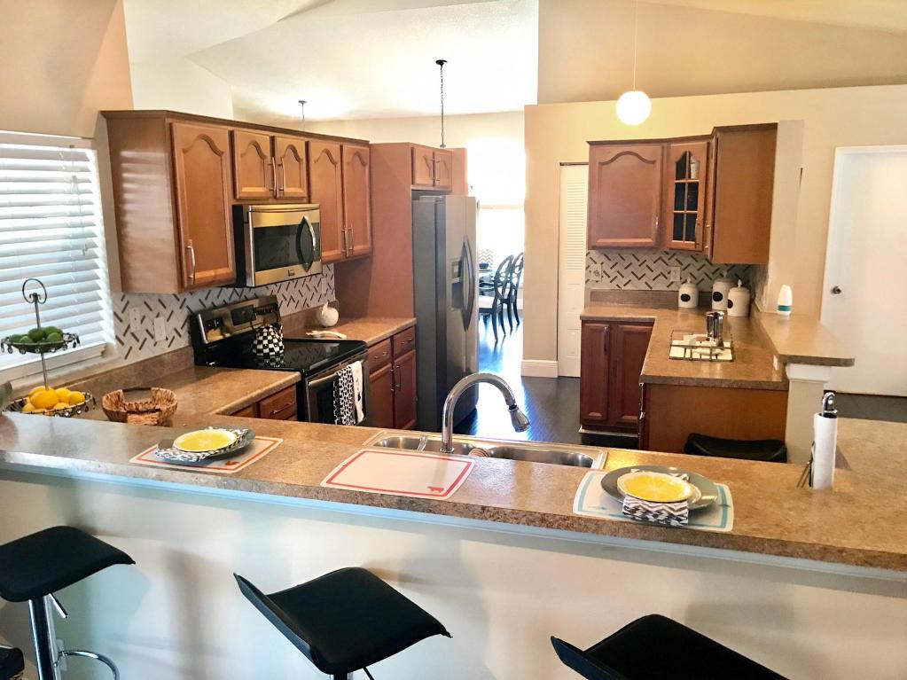 RAINBOW LAKES TR B PH 1 - Residential