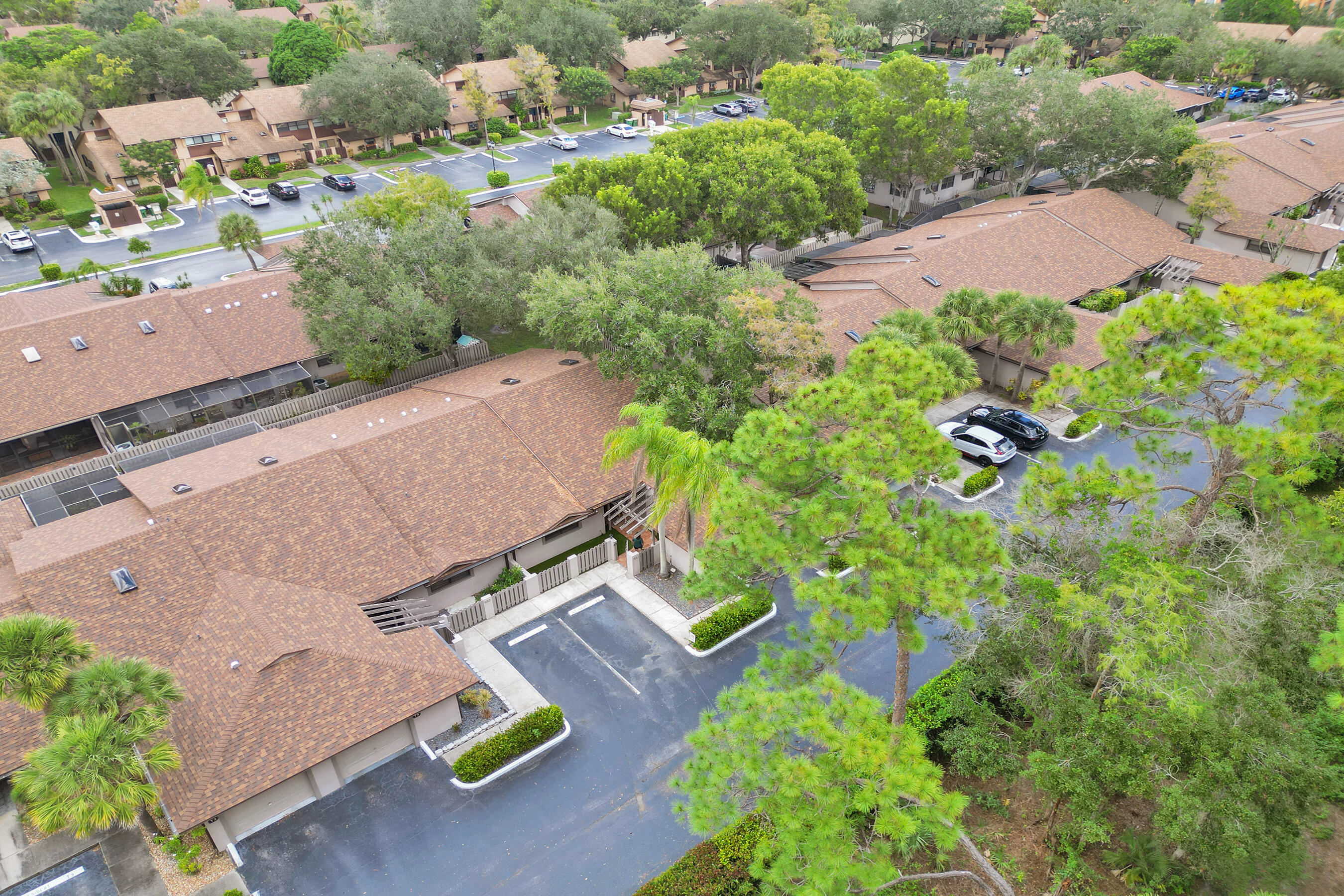 BONAIRE VILLAGE AT WOODMONT - Residential