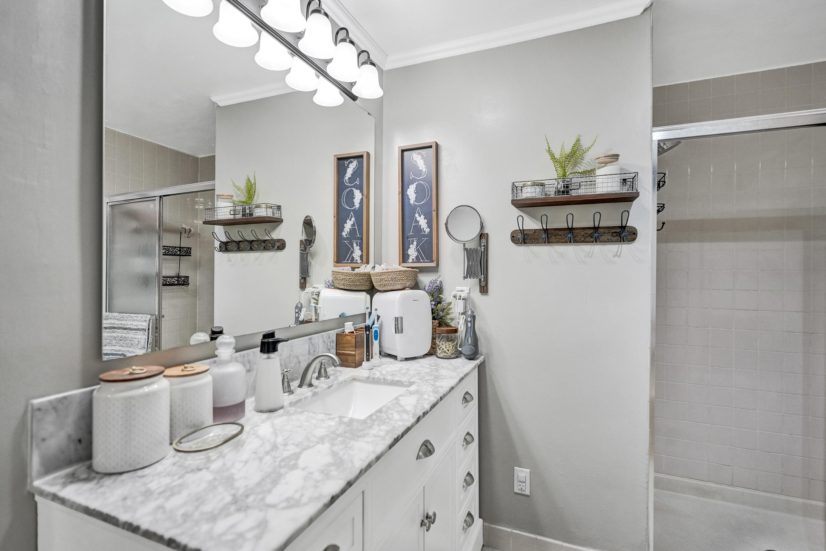 BONAIRE VILLAGE AT WOODMONT - Residential