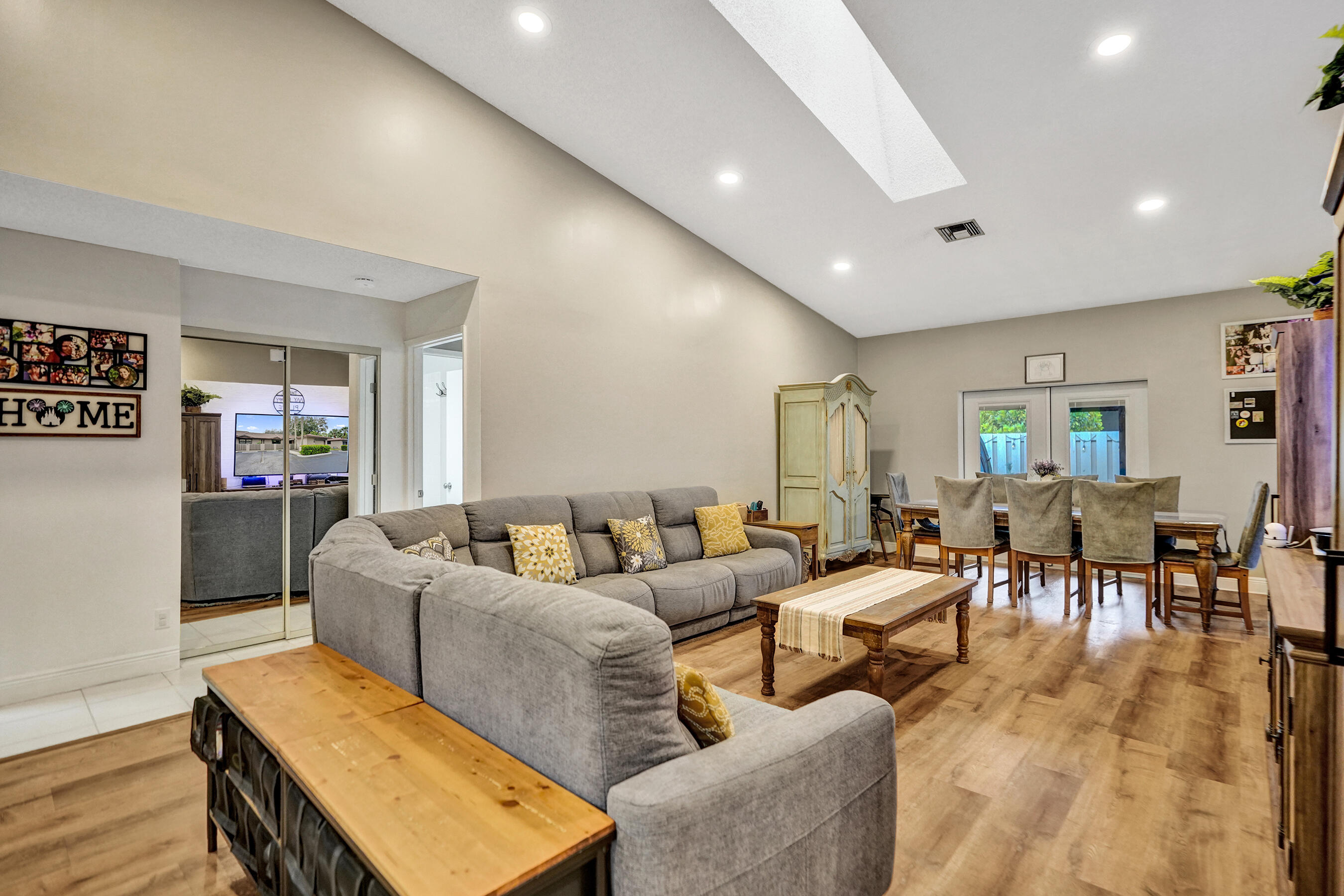 BONAIRE VILLAGE AT WOODMONT - Residential