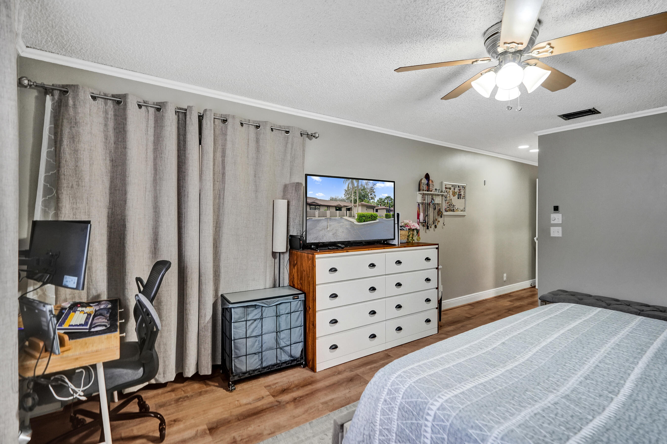 BONAIRE VILLAGE AT WOODMONT - Residential