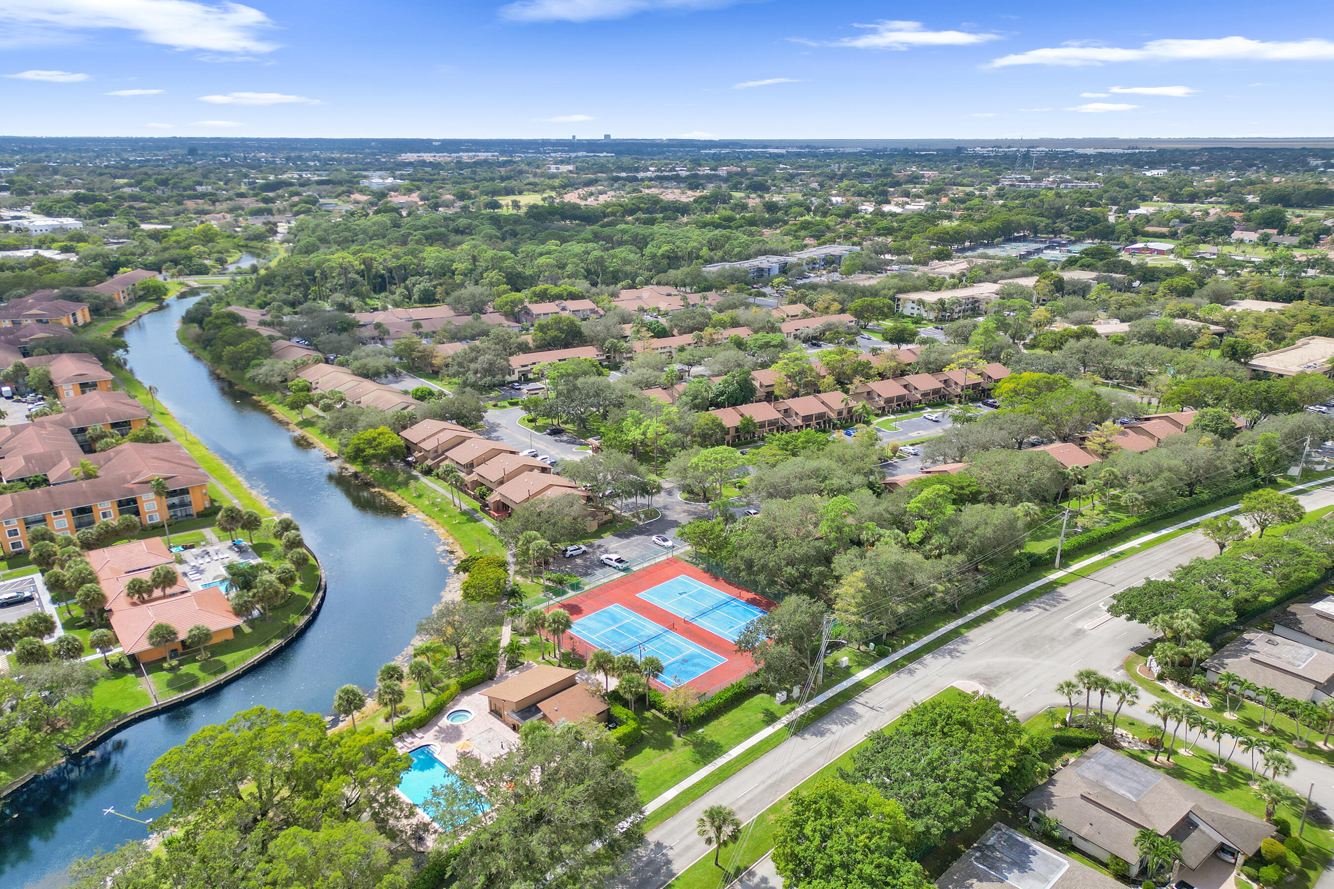 BONAIRE VILLAGE AT WOODMONT - Residential