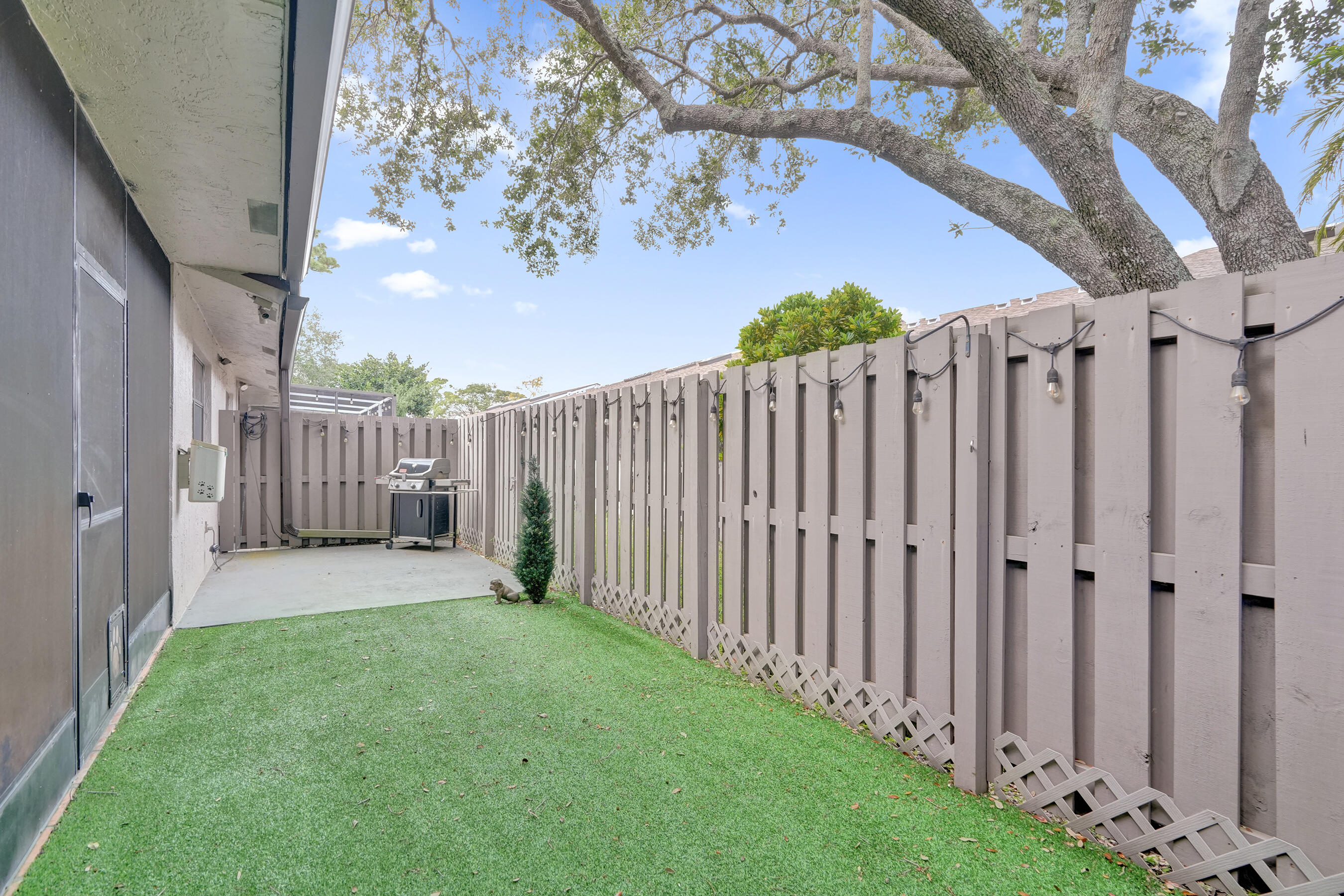 BONAIRE VILLAGE AT WOODMONT - Residential