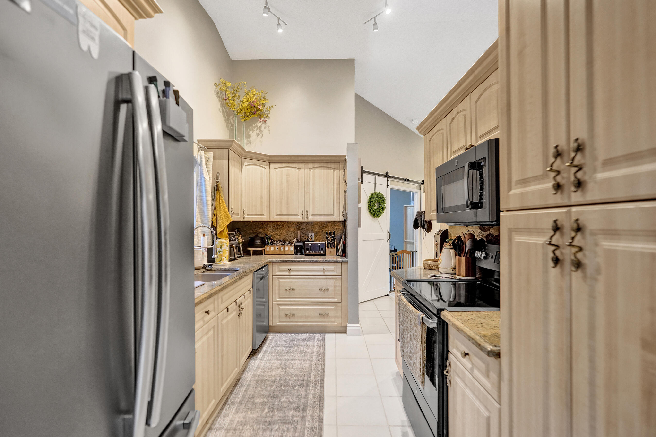 BONAIRE VILLAGE AT WOODMONT - Residential