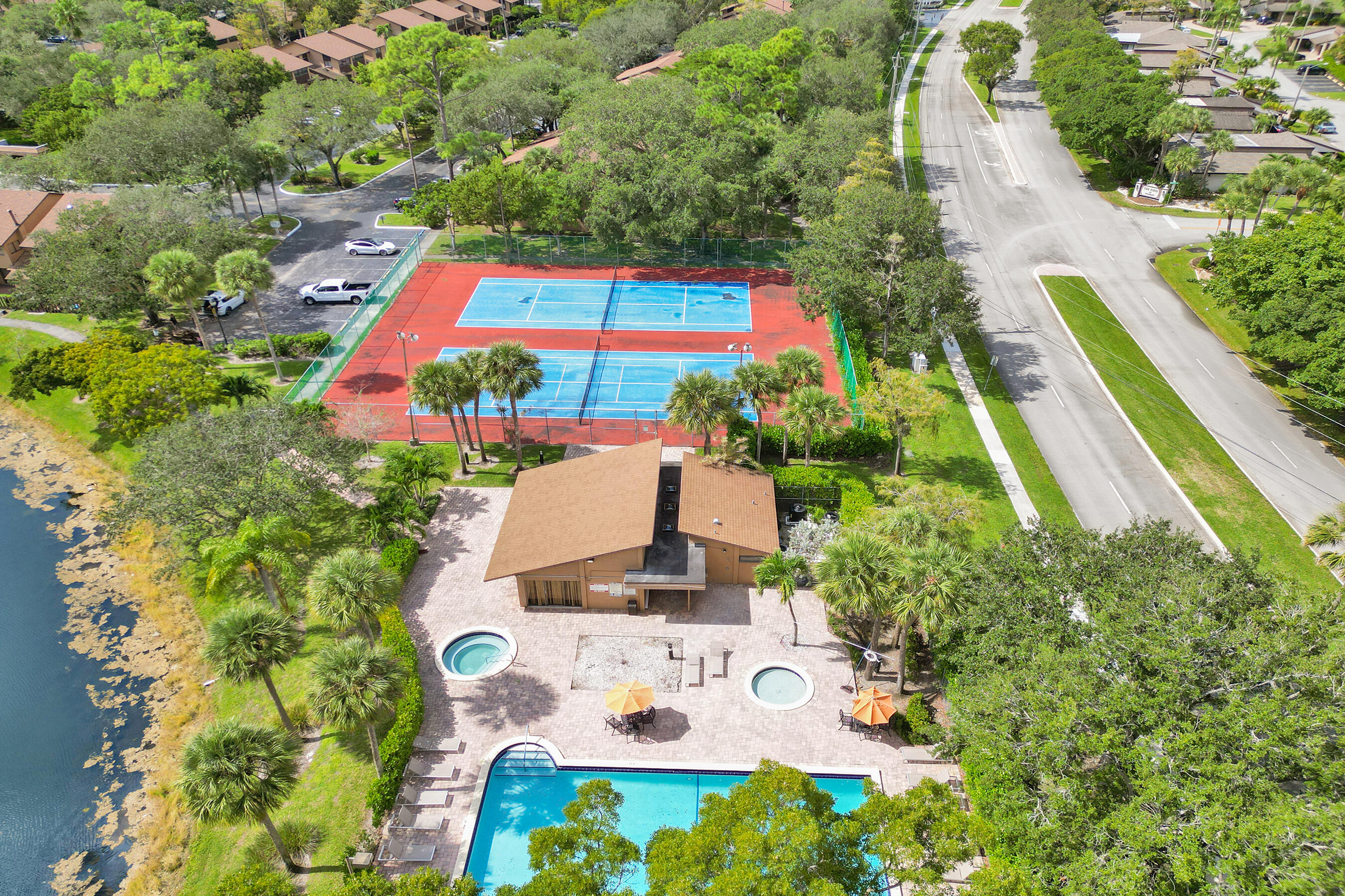 BONAIRE VILLAGE AT WOODMONT - Residential