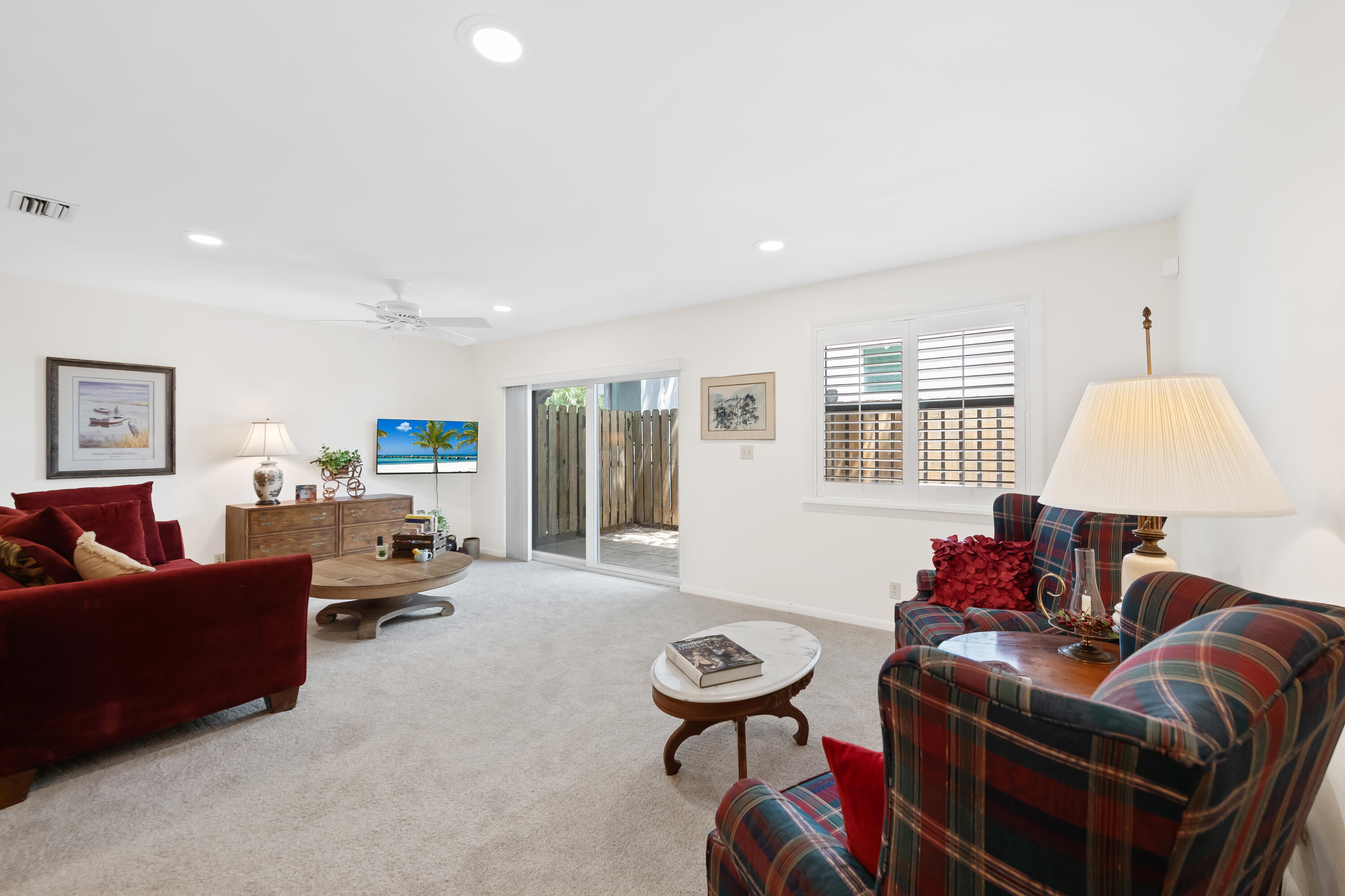 CAPISTRANO TOWNHOMES CONDO - Residential