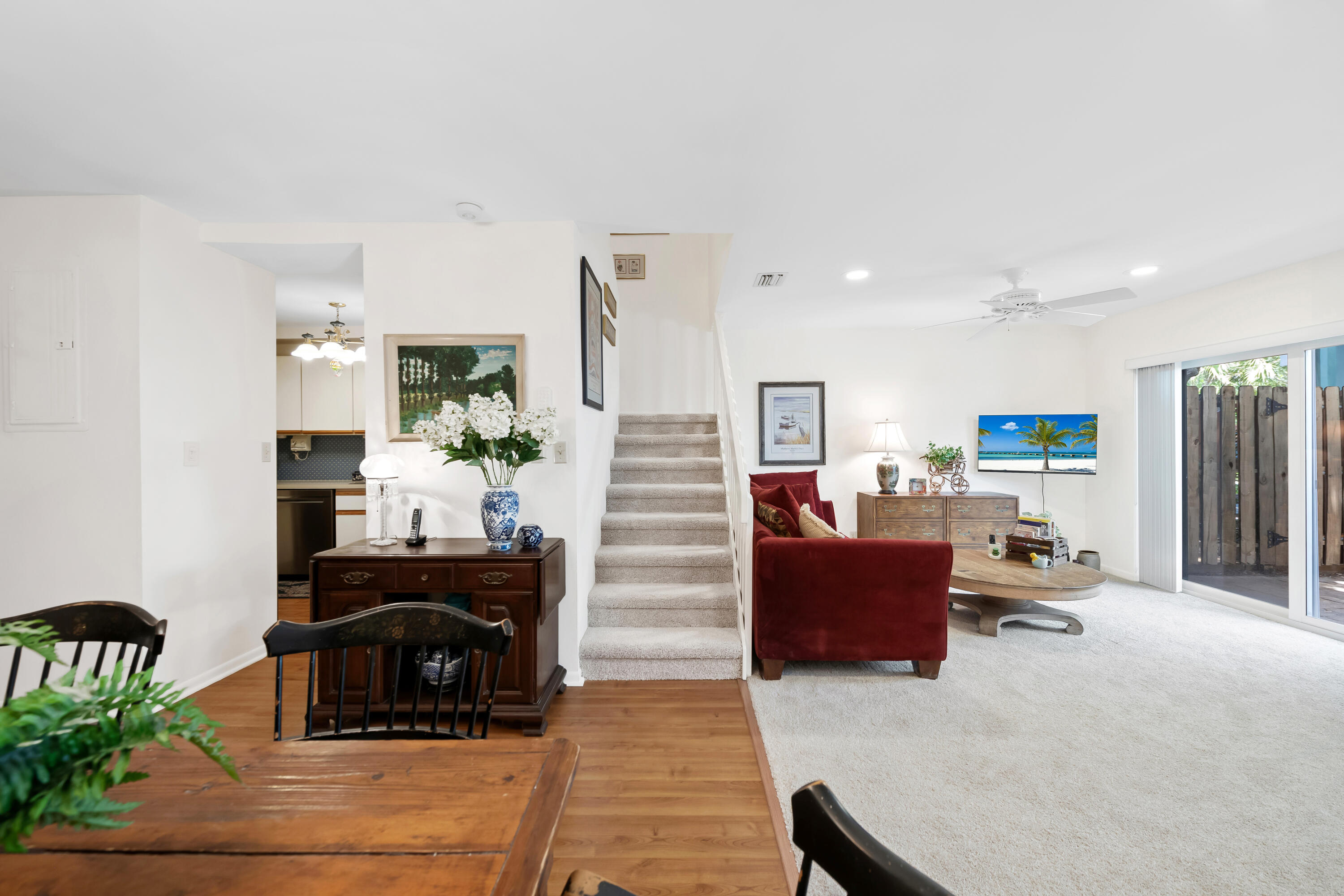 CAPISTRANO TOWNHOMES CONDO - Residential