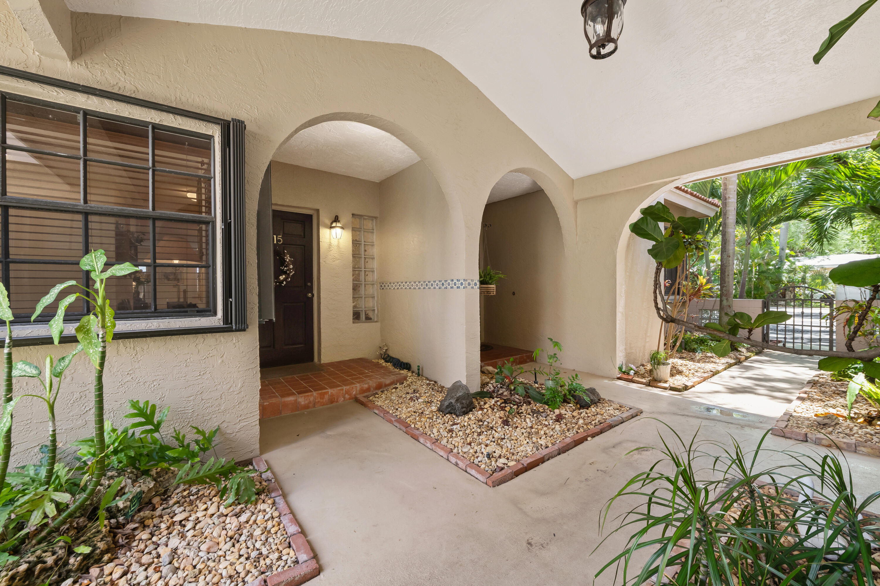 905 SE 12th Court 15