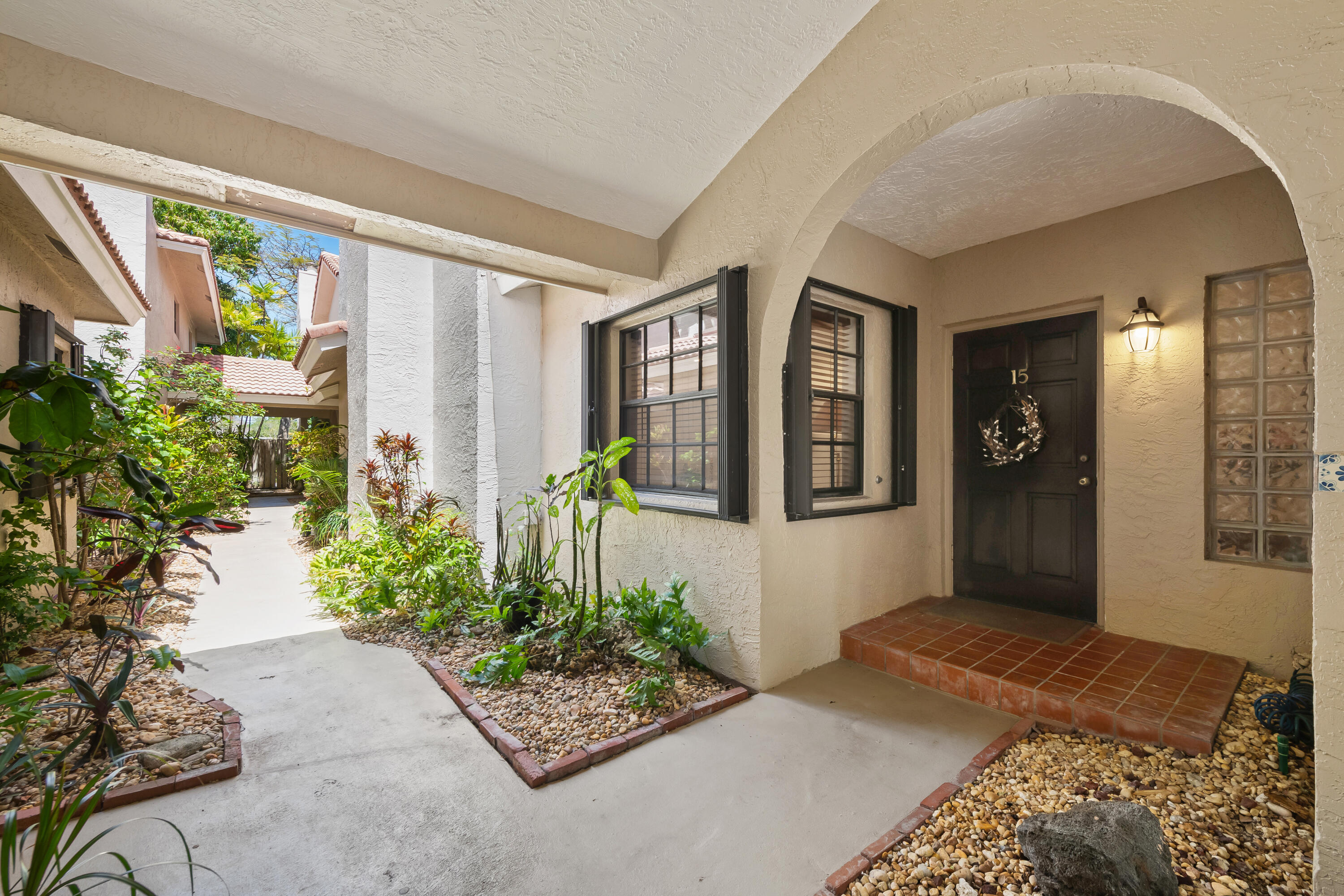 905 SE 12th Court 15