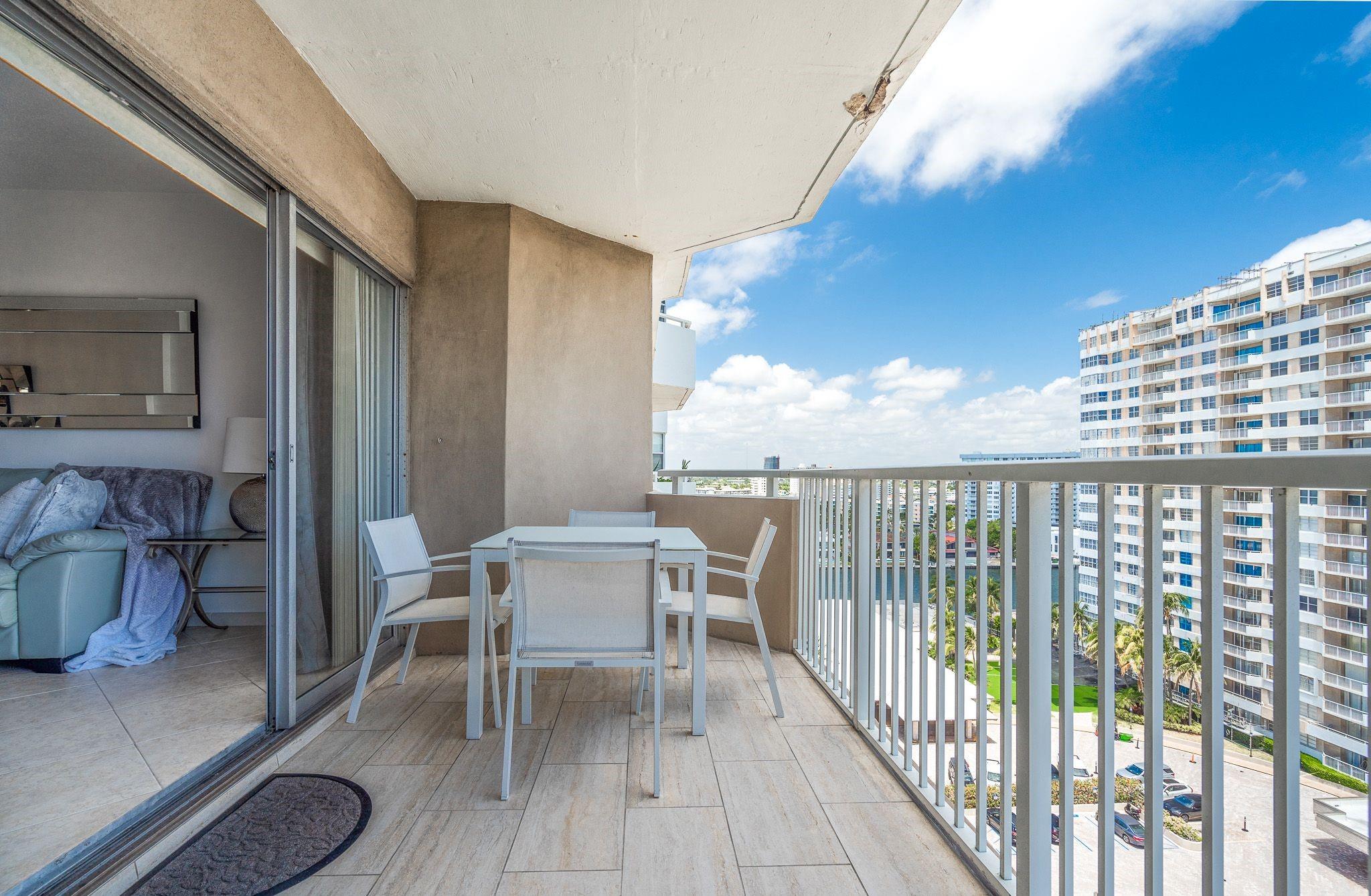 1985 S Ocean Dr 11B
