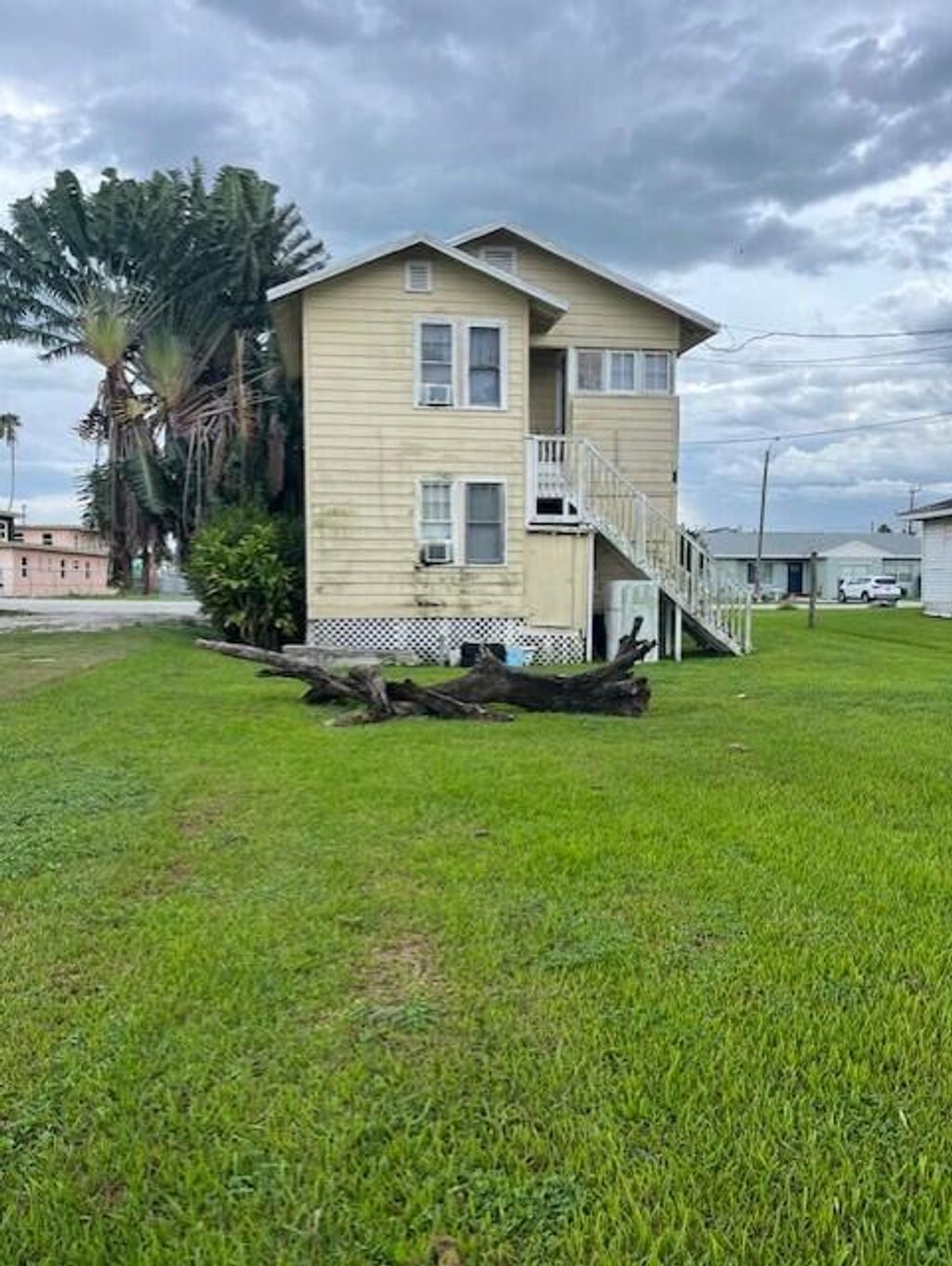 Photo of 15 NW Avenue D, Belle Glade, FL 33430 (MLS # R11022542)