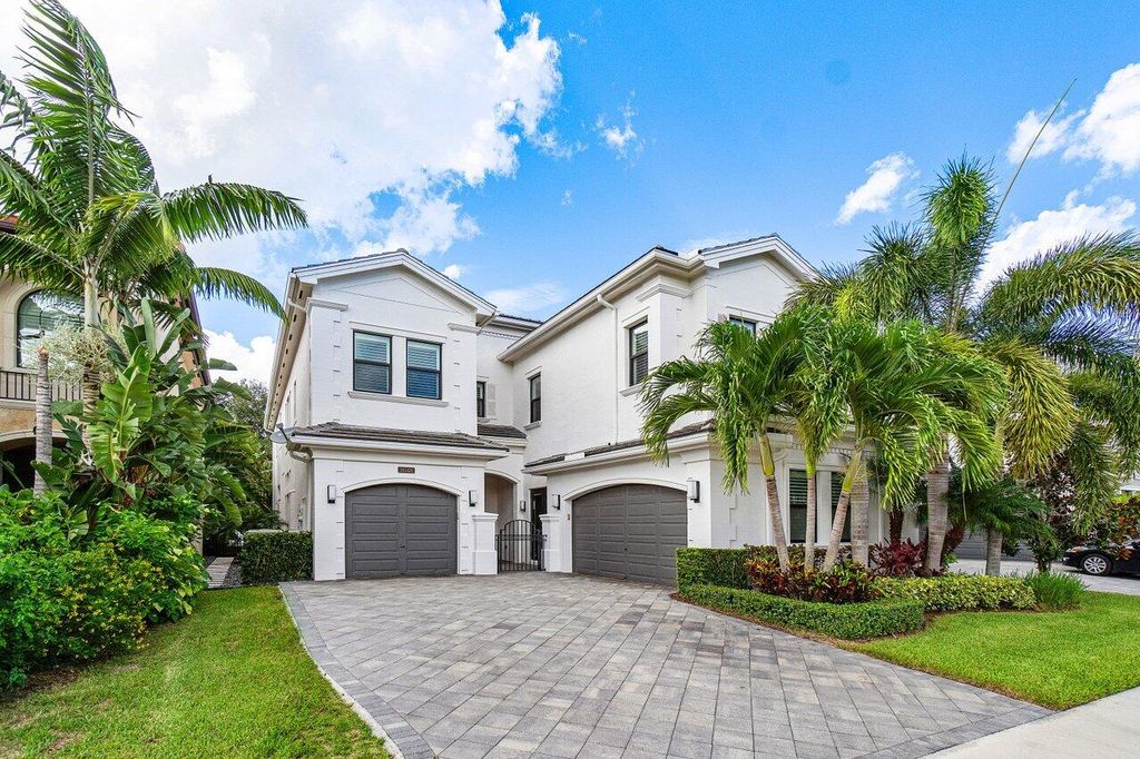 Photo of 16148 Pantheon Pass, Delray Beach, FL 33446 (MLS # R10998965)