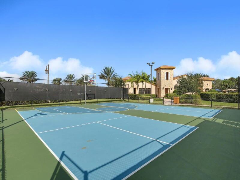 JUPITER COUNTRY CLUB - Residential