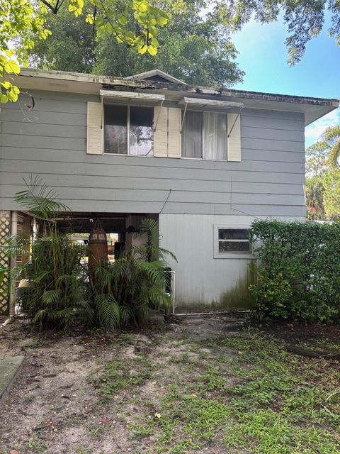 1732 F Road Loxahatchee Groves FL 33470