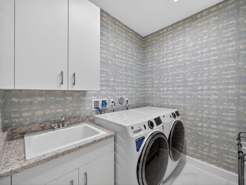 RIVERLAND PARCEL B - PLAT EIGHT - Residential