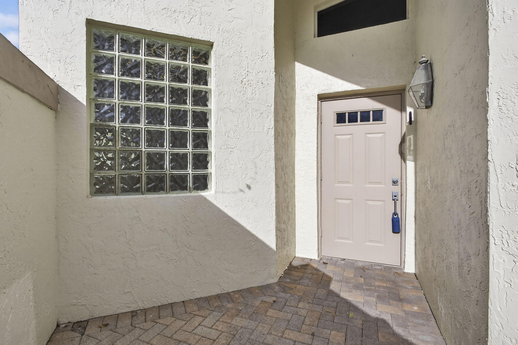 Properties | Stephanie Kaufman 6375 Three Lakes Lane