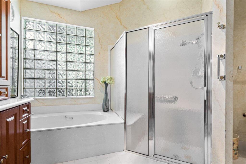 HAMPTON FAIRWAYS AT INDIAN SPRINGS - Residential