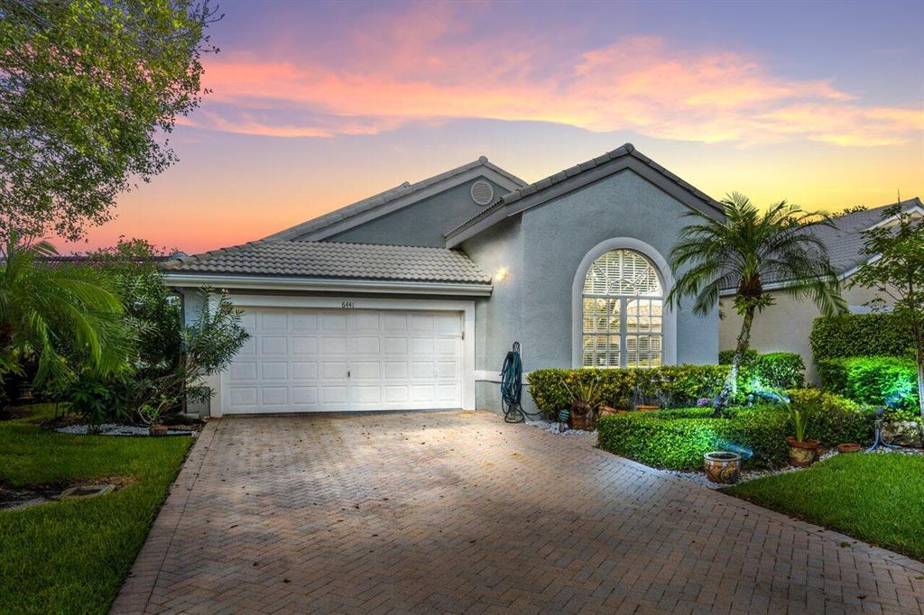 HAMPTON FAIRWAYS AT INDIAN SPRINGS - Residential