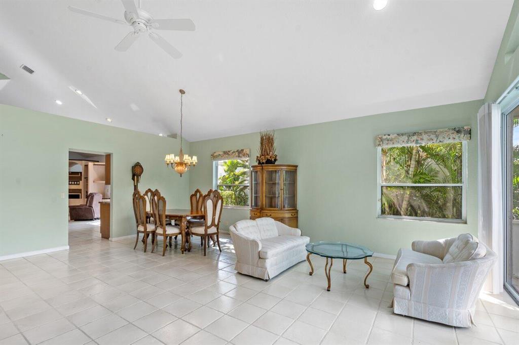 HAMPTON FAIRWAYS AT INDIAN SPRINGS - Residential