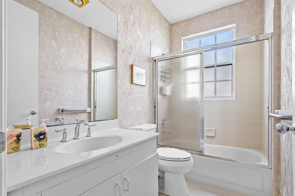 HAMPTON FAIRWAYS AT INDIAN SPRINGS - Residential