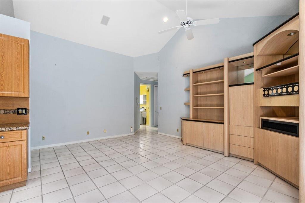 HAMPTON FAIRWAYS AT INDIAN SPRINGS - Residential