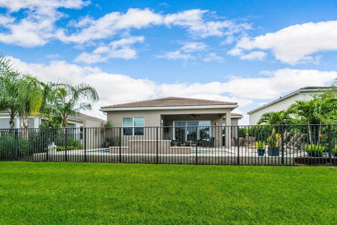 DAKOTA - Residential